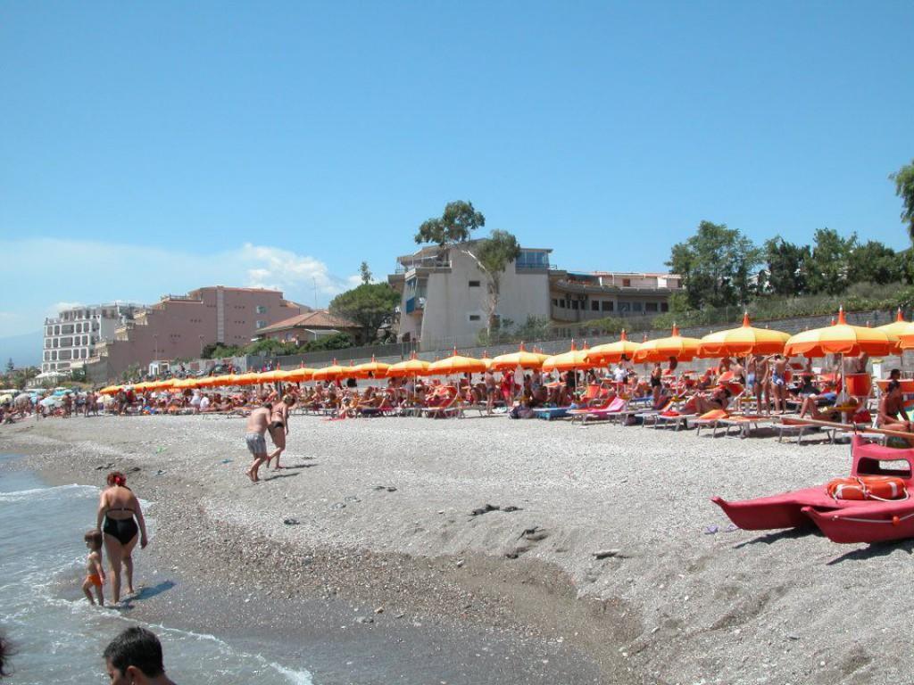 Ipanema Suite Giardini Naxos Exterior foto